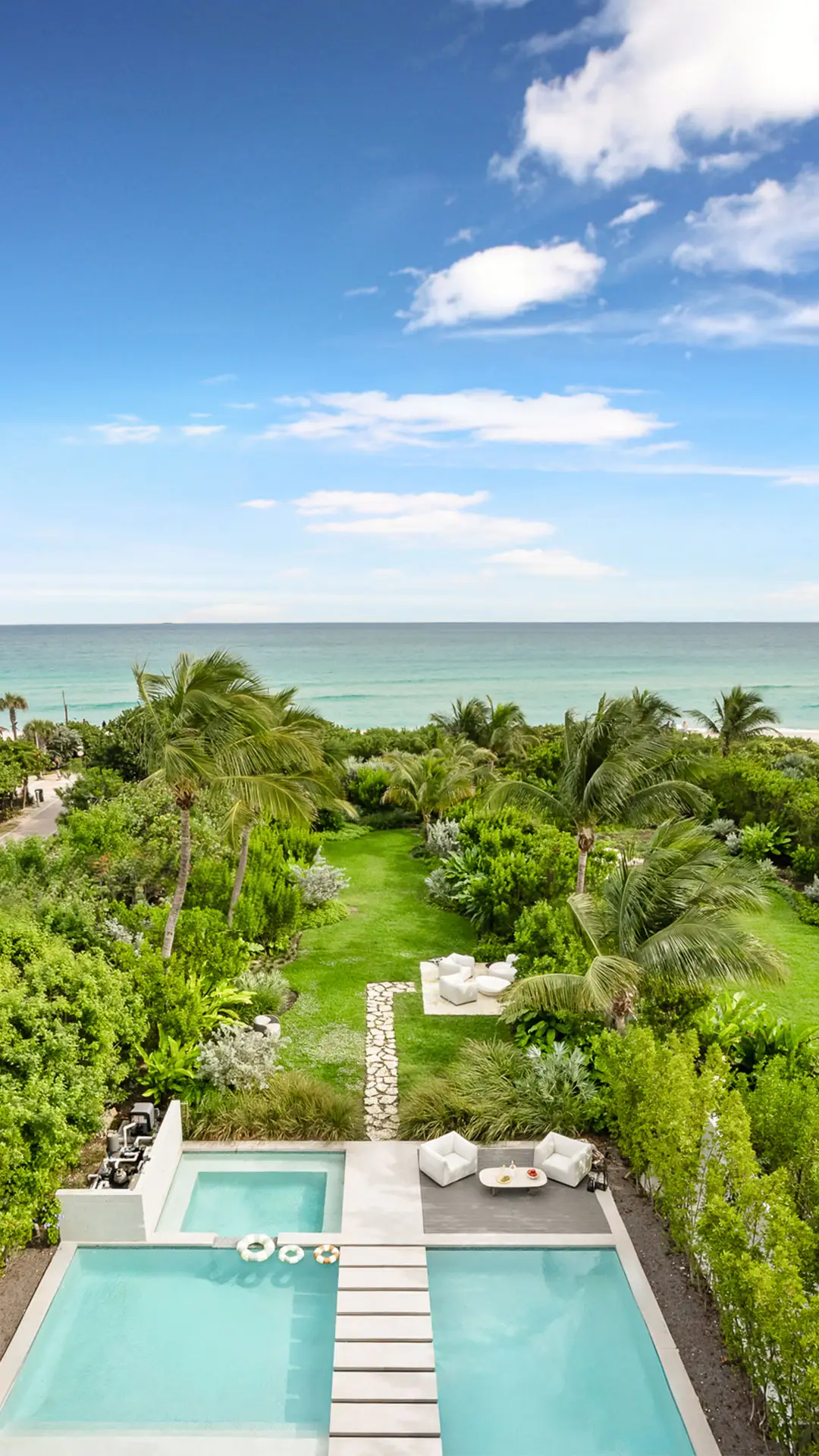 Altos Del Mar Backyard Setting